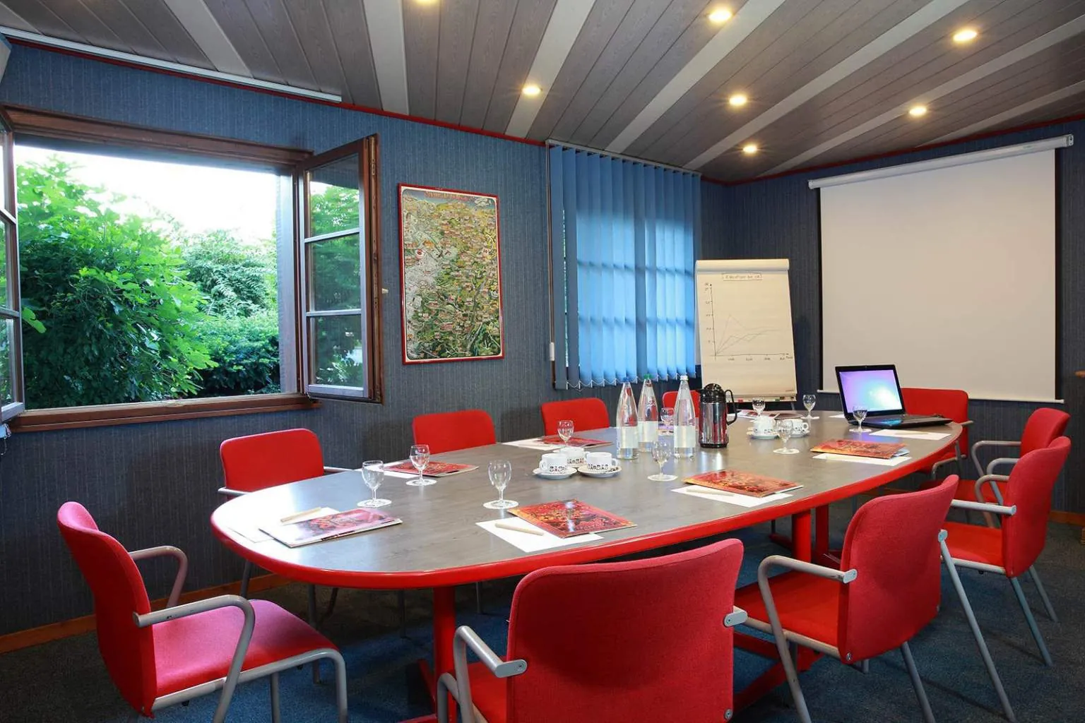 Salle de séminaires de l'Hôtel Père Benoît à Entzheim